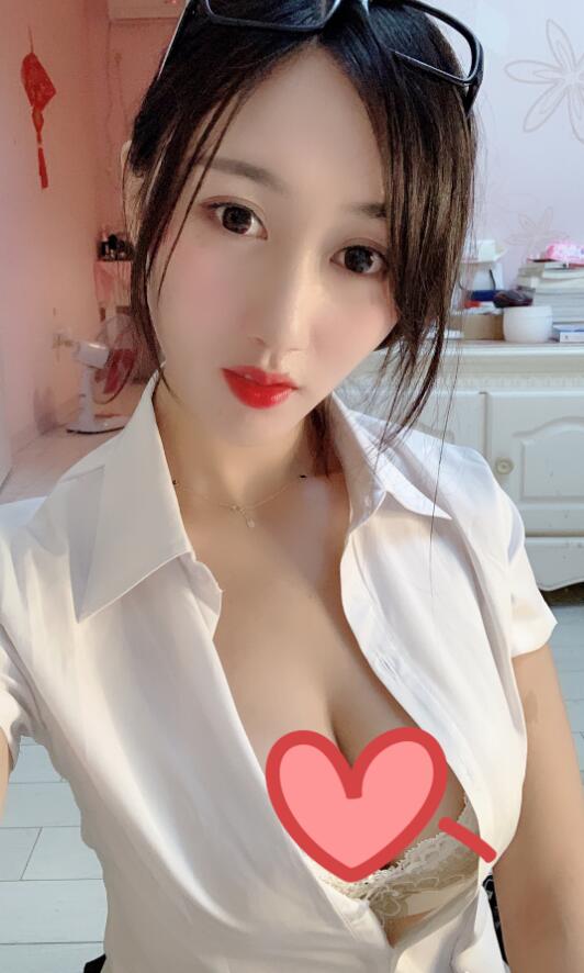 高颜值御姐主播《小小玉酱》火箭定制合集