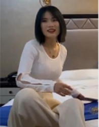 酒店约P家里缺钱出来兼职的美女被C到嗨翻[1V733M]