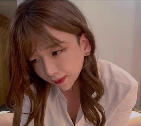 p站国产伪娘（TS-JIEUN）仙女棒进凤凰洞，玩得就是一个刺激+[2V-333M]