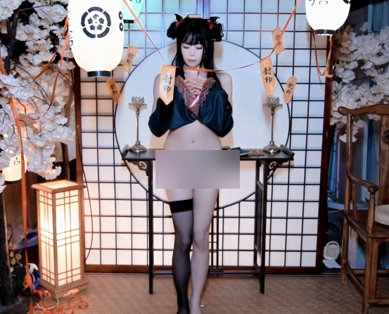 咬一口兔娘黏黏团子兔四月648里程碑奖励12三人游8v3.84g百度盘