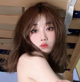 精选反差婊希希私拍视图合集