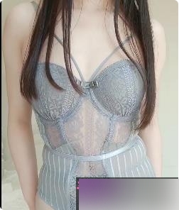 岁酱：年龄相对较大的酱料熟女姐姐：成熟女性的姐姐百度顽皮：百度搜索引擎的调皮特性