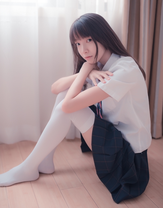 足系列福利-自行打包的黑丝、白丝和裸足视频资源,高清画质,风之领域系列,总容量10.5GB