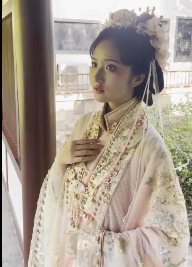 限时独家抖音小狗焕儿精华合集，互动视频下载，1v1.25G，百度盘分享！