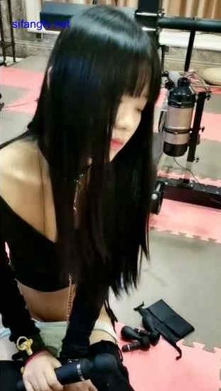 虎牙美女主播高反差天晴才艺道具展示大合集