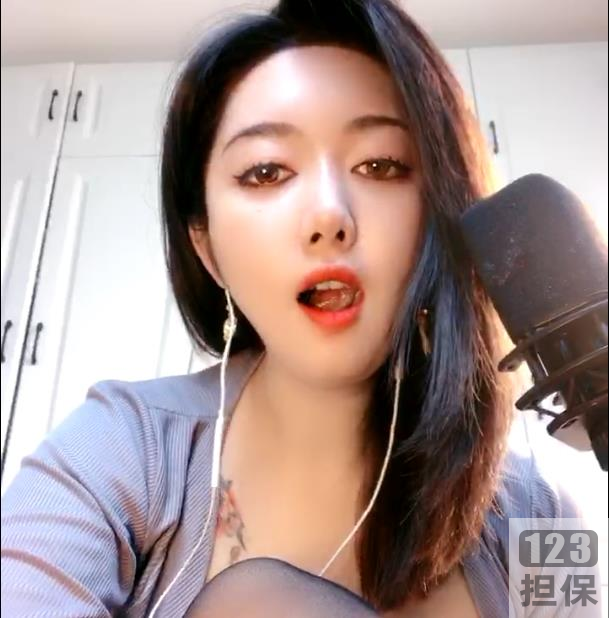 顶级烧神H播佼佼者,萌奶大美商品顶级烧神H播佼佼者,萌奶大美增加细节：顶级烧神H播佼佼胀娆为您带来绝佳的烧烤体验；萌奶大美，让您尽情享受美味的奶制品。