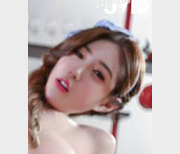 顶级绝美新晋SSS逆天精选女神璃奈酱