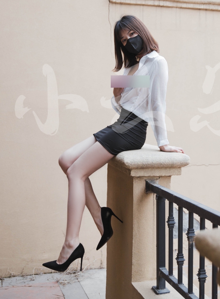 奴印文化M奴小狗大马路场景展示放飞自我撒尿团建75个版本2.43G百度盘