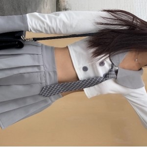 视频JK短裙美腿美女1V8.52G百度云