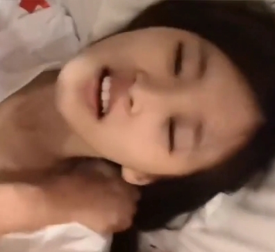 艺术院校jian+zhi+mei+nu约会男士重金在酒店交友