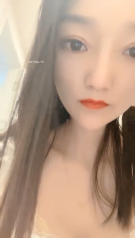 开放女教师王老师121v73.9g视频曝光