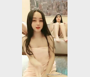 小热巴与闺蜜优质互动合集3V-5.1G