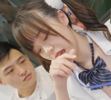 地铁乘务员宏楠：帮乘客排解压力，31分钟宣传短片震撼上线