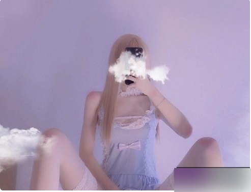 网红妹子初见作品合集：20视频80照片，总大小1.62G