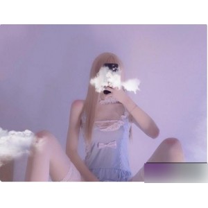 网红妹子初见作品合集：20视频80照片，总大小1.62G