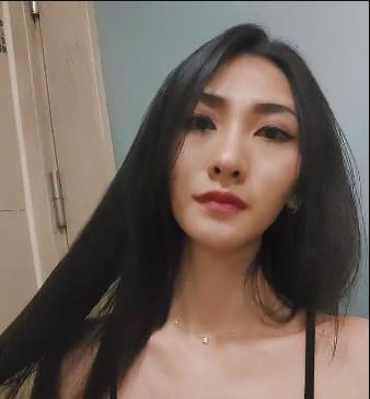 FannyLyOnlyFans刘玥闺蜜——李月如合集：自拍无保护特写用嘴，13V-8.2G