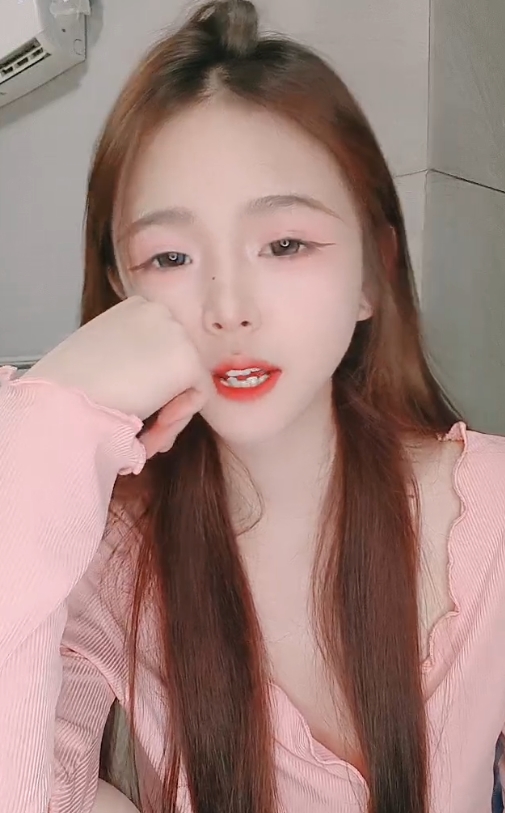 水哗哗的流，最美女主，百度盘视频大放送