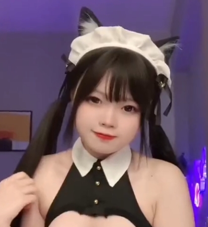 肉肉福利姬cosplay系列合集：抖音风小瑶、幺幺，94V+1G视频，百度盘自行打包