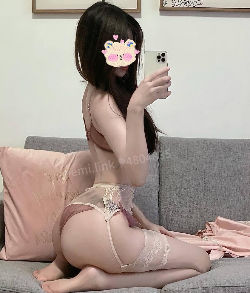 [转载搬运]抖音百万女网红肚脐小师妹视频合集：清新可爱，各种才艺展示161P+54V+600M百度盘