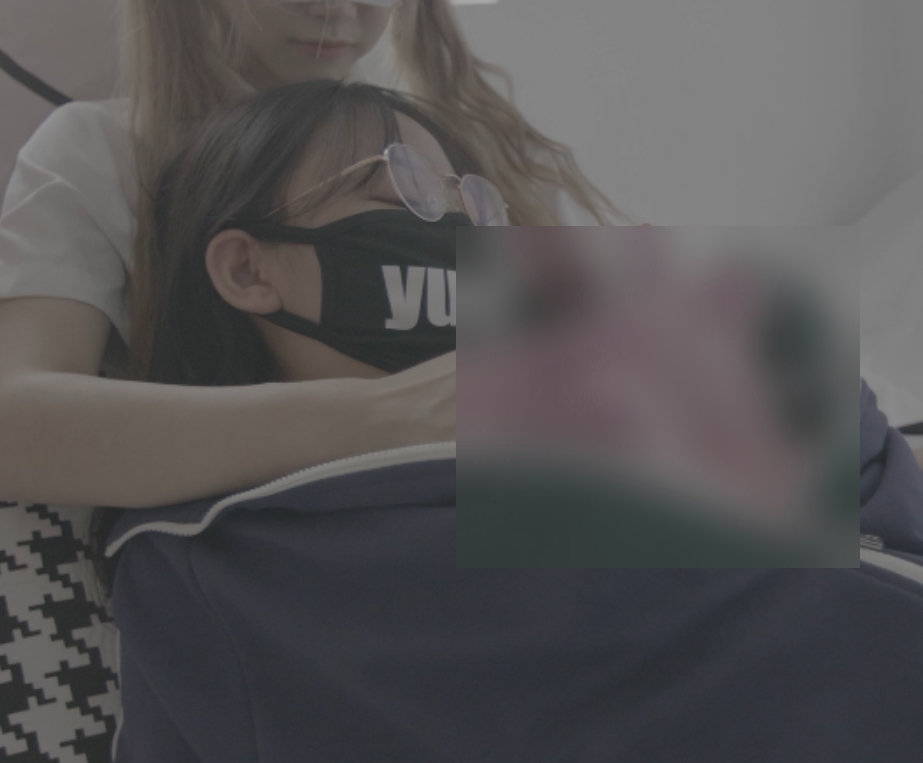 柚木yuzuki：大罩杯学霸的纯情百合故事，视频大小1v+1.25g