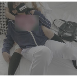 柚木yuzuki：大罩杯学霸的纯情百合故事，视频大小1v+1.25g