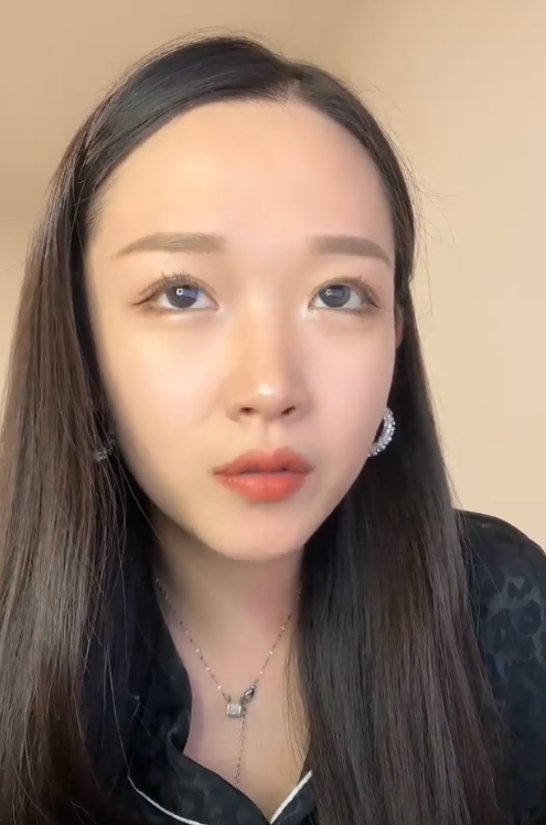 眼镜御姐妹子叭嗦合集:57v48.6g视频收藏百度ED2K96个视频