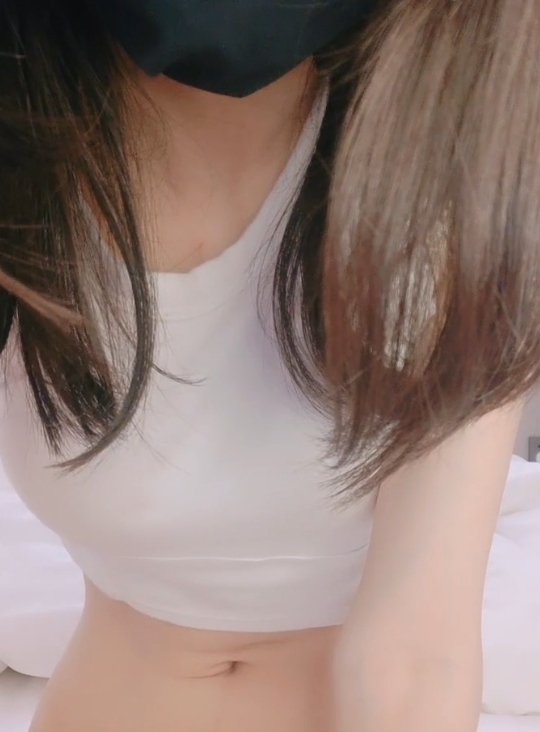 根据您提供的内容，为该商品取一个```plaintext[转载搬运]搬运合集ss级长腿校花怡崽打瞌睡大合集97V98G度盘[97v+98g][百度盘]```这个标题包含了关键信息和视频大小/数量，并进行了润色，以防止重复。