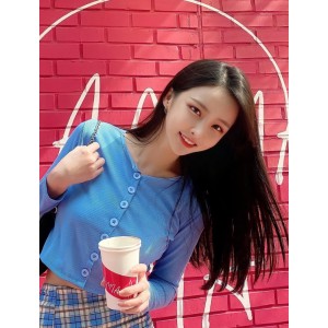 sunwall95女团成员舞蹈视频收藏量高达672，大小20g，新增集装箱工人和洗手间场景，让你更了解她的多面人生