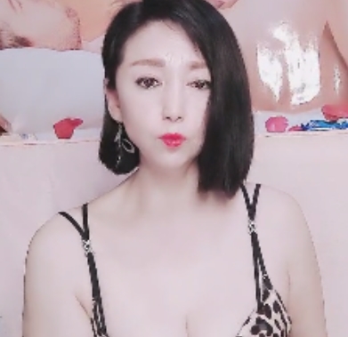 大罩杯ji+mo+shao+fu水水+63v151.9g