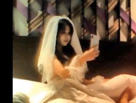 白色婚纱下水道修缮惊现小区门口打斗,男闺蜜露脸抖音热议