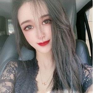 迷人蔓CC私拍视频1.86G，真实空姐收藏量惊人