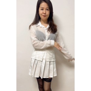 抖音丝袜熟女菲菲姐最新合集15V6.6G，经典魅力