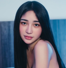 台湾快手清纯正妹最新合集1V373M，光头硬汉互动，解压密码下载