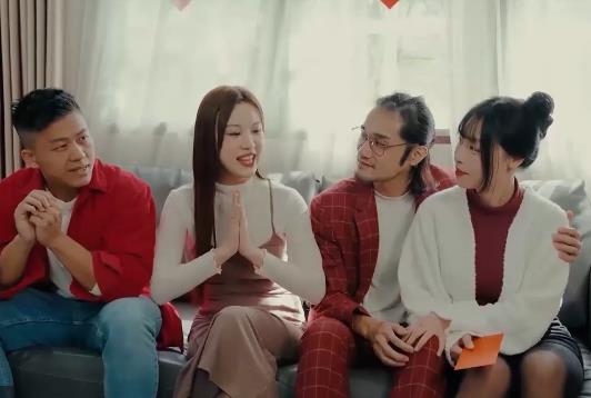 麻豆合集某传媒感觉轮C黑道姐妹花最新合集2V3G,包含农村三兄弟和国媒主播剧情