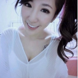 快手甜美贝拉alleys咖啡馆度假放松合集88V66G