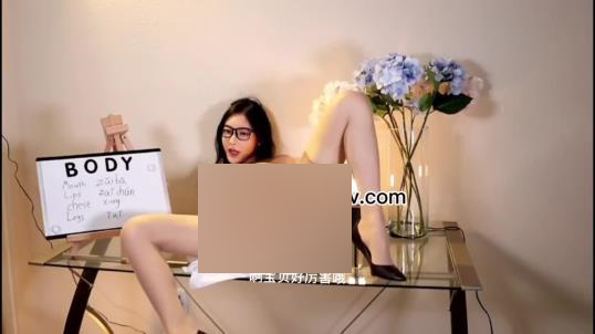 顶级乖乖女百度盘诱惑谭晓彤最新合集1V232M，教师诱惑高清1080P