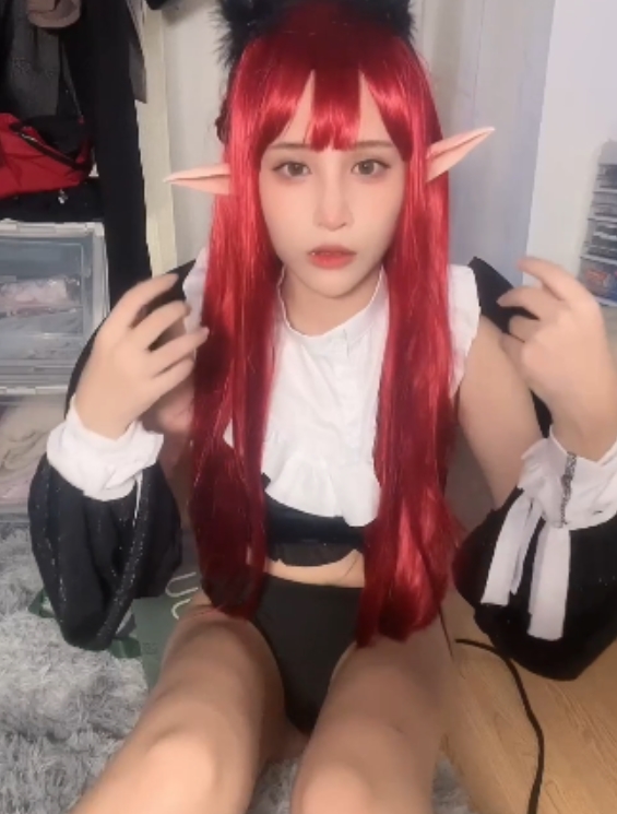 百度艾希台湾妹子Ashisyourlove视频合集53部37.1G，学姐上门