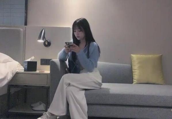 虎牙兰兰鹿鹿绝版视频7部2.5G太诱人了