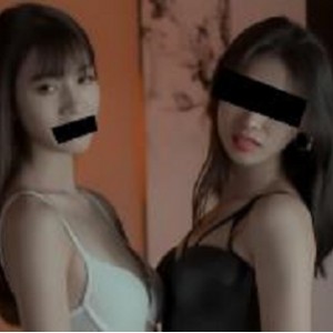 御姐理万姬推特合集12套1.9G太劲爆了