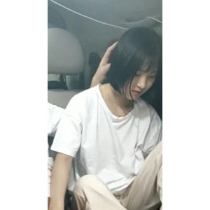 樱子七七闺房私密直播全集百度盘+ED2K补档49.2G珍藏版两闺蜜双镜头互动七七白嫩樱子细腰深沟毕现露腰展示合集