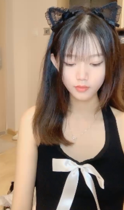 抖娘葡萄妹妹热舞合集13部9.1G蜜桃臀