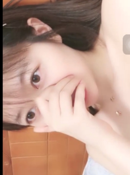 半糖岁岁年年绝版私房视频珍藏1部纯欲天花板