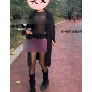 推特金秘书温泉私拍6部1.8G自动鸟玩到腿软