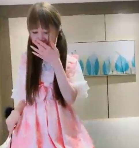 樱桃大大女S套路直播75部合集19.78G诱惑