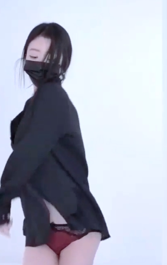 抖x球热舞视频合集27部5.69g超晃眼