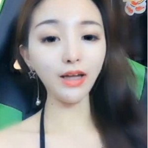 蜜桃臀女友Nini257G高能合集丰满诱人太顶了