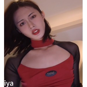 是桃子吖伪娘酒店视频1部744M推特展示