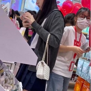 合集KFC街拍14V1.08GB养眼资源