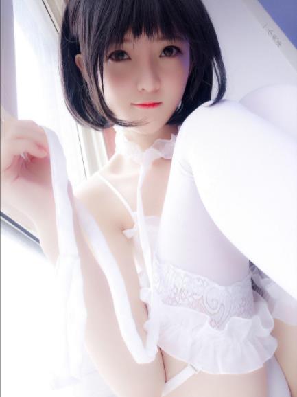 推特一小央泽COS合集62部4.7G超御姐范儿