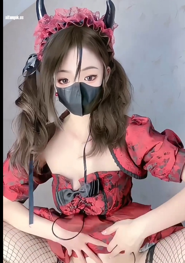 白桃七热舞推特合集34V1.13GB蜜桃臀福利